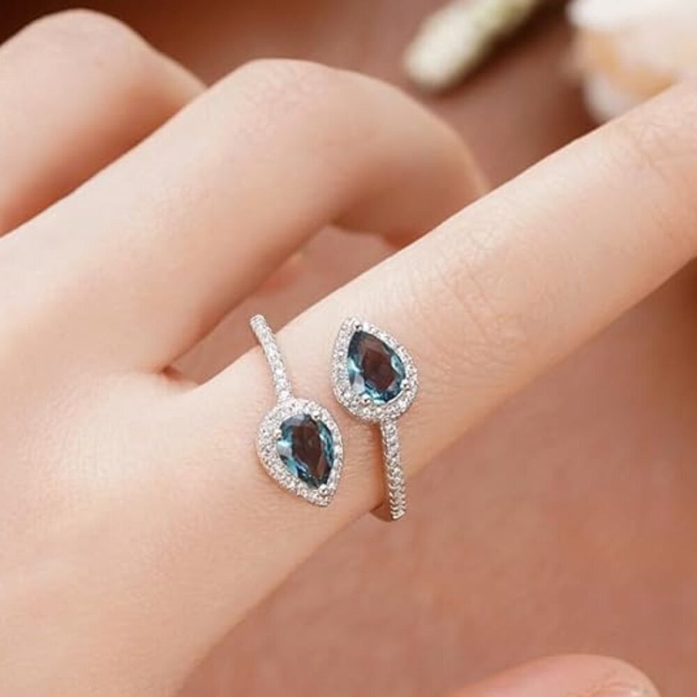 NEW 14k White Gold Pear Cut Diamond Ring Tear Drop Adjustable Resizable Ring - Picture 3 of 6